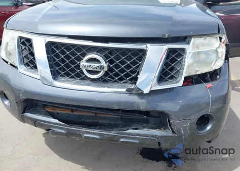 2011 Nissan Pathfinder Sv z USA, uszkodzony, nr VIN 5N1AR1NB2BC622784